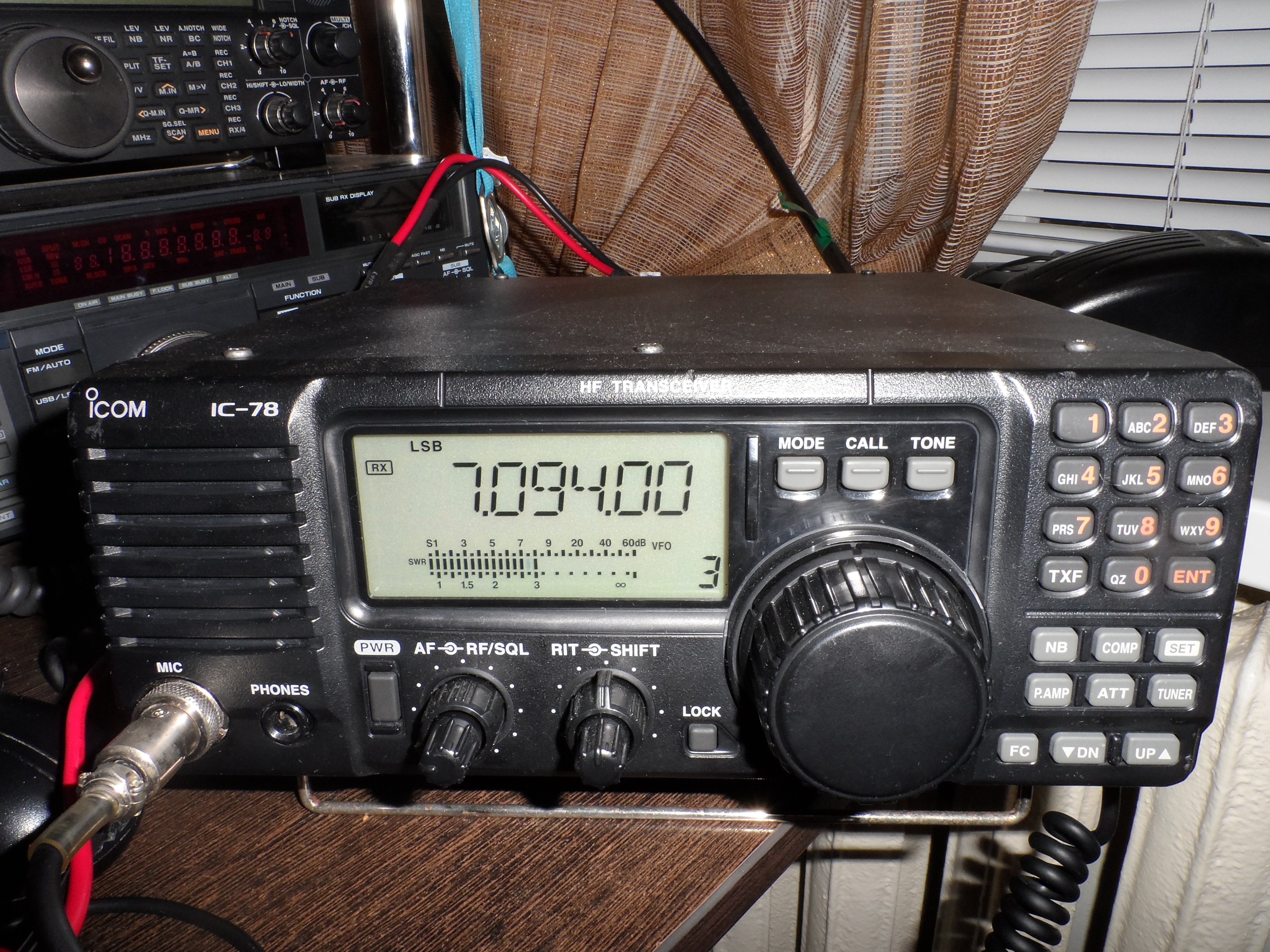 Qrz ru объявления. Трансивер Icom ic-78. Радиостанция Icom ic-78. Айком 78 Icom ic-78. Трансивер Айком is 7410.